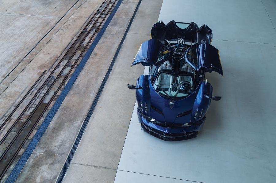  Pagani Huayra 2013 года  (NA) (фото 12 из 112)